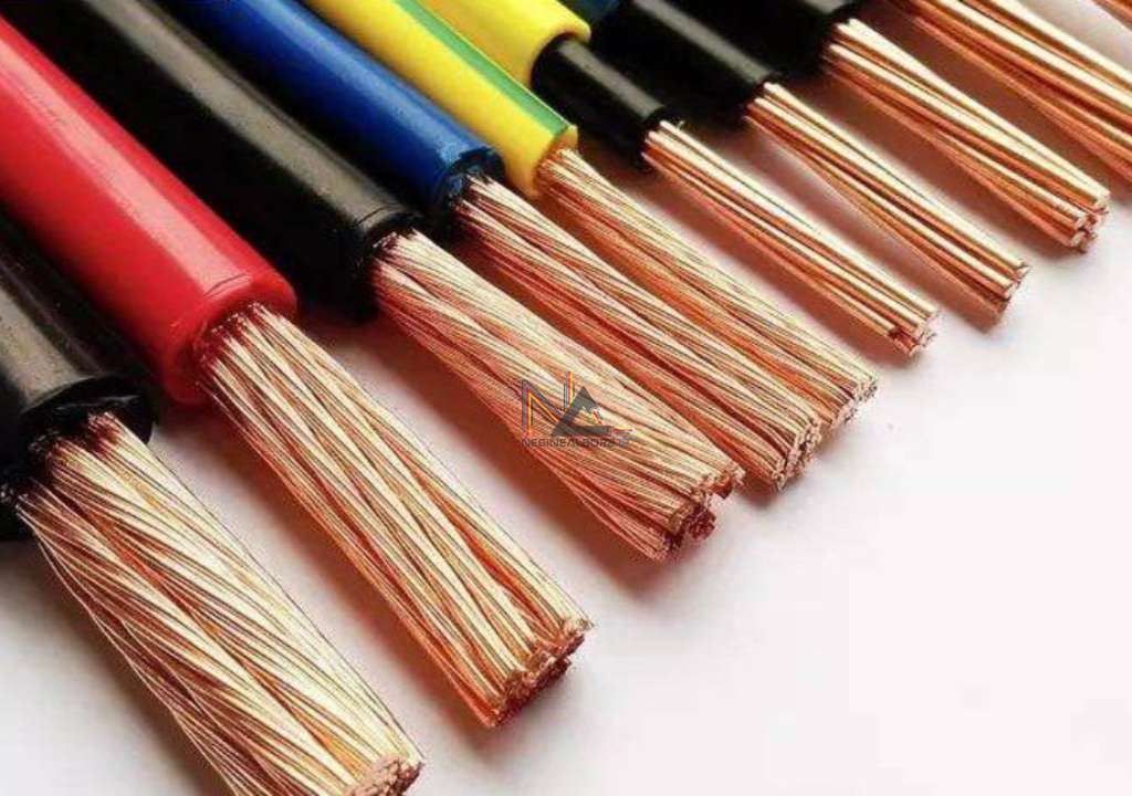علت افشان بودن سیم های برق